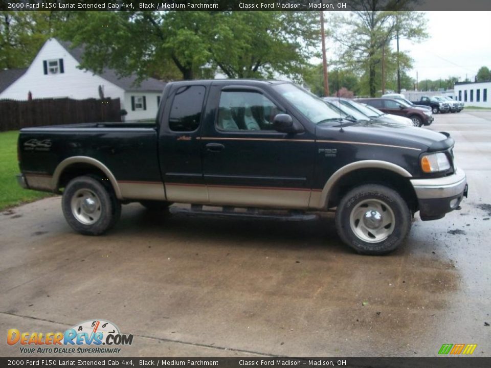 2000 Ford F150 Lariat Extended Cab 4x4 Black / Medium Parchment Photo #3