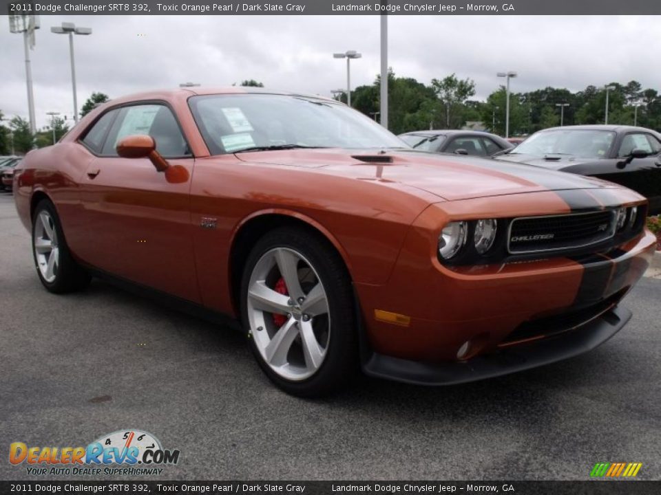 Front 3/4 View of 2011 Dodge Challenger SRT8 392 Photo #4