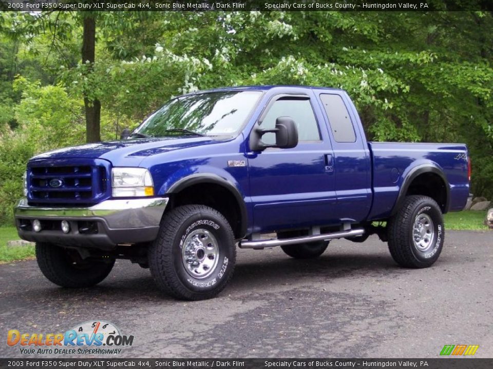 Front 3/4 View of 2003 Ford F350 Super Duty XLT SuperCab 4x4 Photo #1