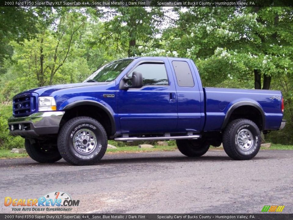 Sonic Blue Metallic 2003 Ford F350 Super Duty XLT SuperCab 4x4 Photo #2