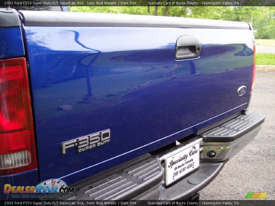 2003 Ford F350 Super Duty XLT SuperCab 4x4 Sonic Blue Metallic / Dark Flint Photo #27