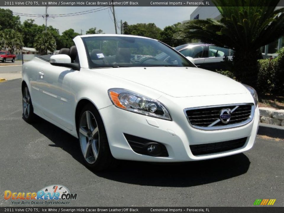 2011 Volvo C70 T5 Ice White / Soverign Hide Cacao Brown Leather/Off Black Photo #4