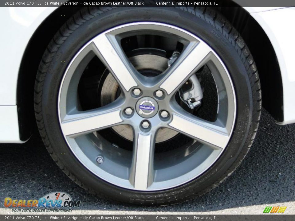 2011 Volvo C70 T5 Ice White / Soverign Hide Cacao Brown Leather/Off Black Photo #9