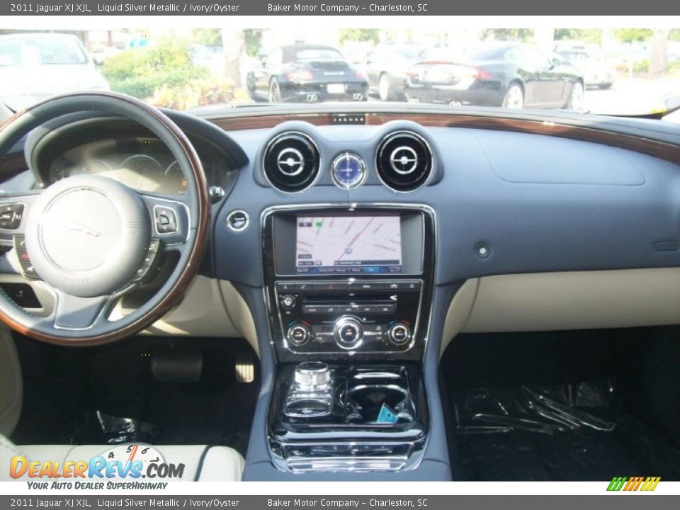 2011 Jaguar XJ XJL Liquid Silver Metallic / Ivory/Oyster Photo #12