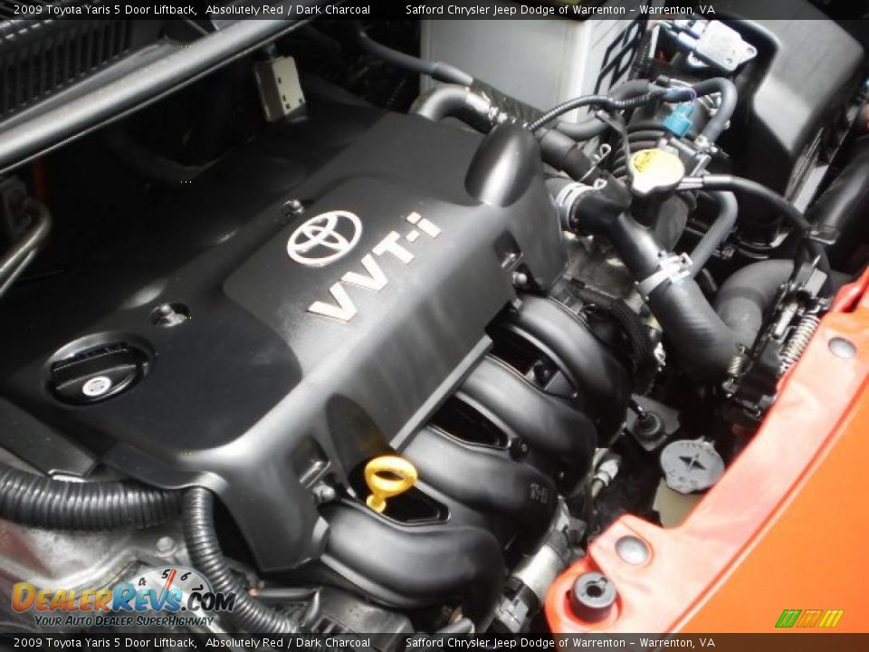 2009 Toyota Yaris 5 Door Liftback Absolutely Red / Dark Charcoal Photo #8