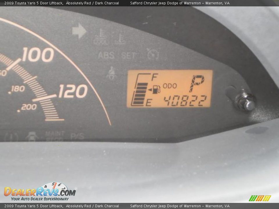 2009 Toyota Yaris 5 Door Liftback Absolutely Red / Dark Charcoal Photo #13