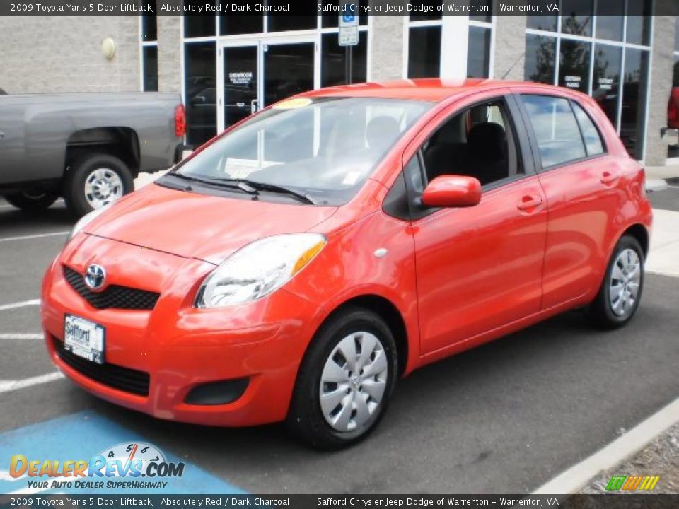 2009 Toyota Yaris 5 Door Liftback Absolutely Red / Dark Charcoal Photo #20