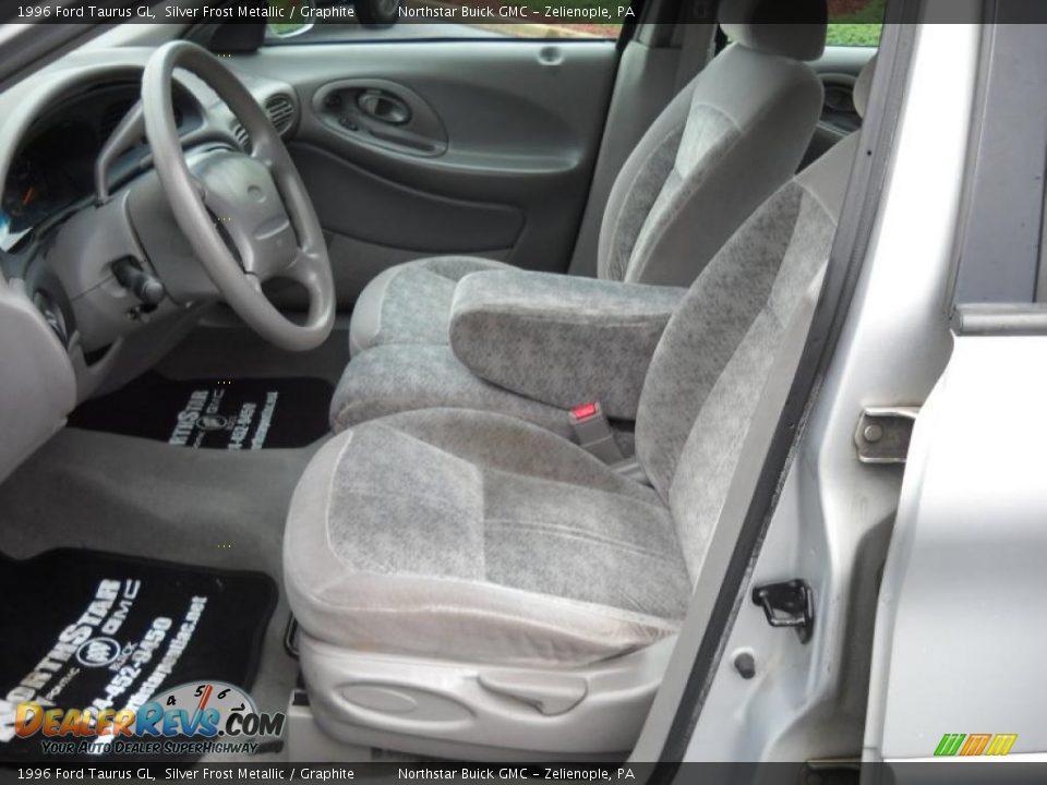 1996 Ford Taurus GL Silver Frost Metallic / Graphite Photo #8