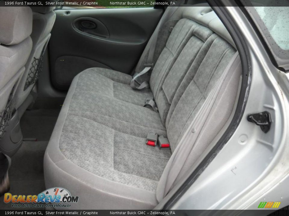1996 Ford Taurus GL Silver Frost Metallic / Graphite Photo #9