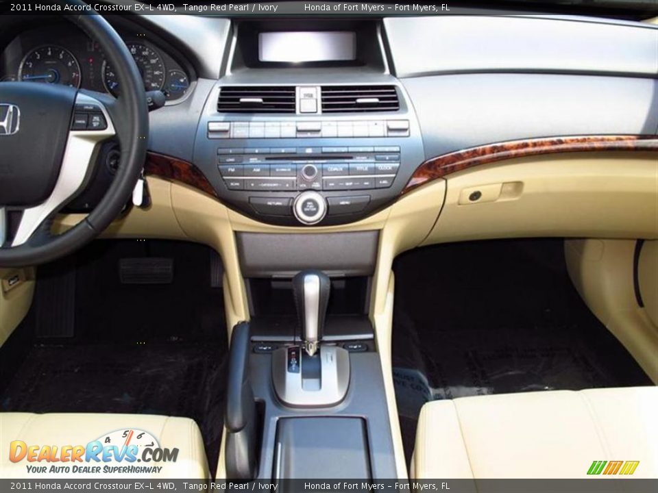 Dashboard of 2011 Honda Accord Crosstour EX-L 4WD Photo #6