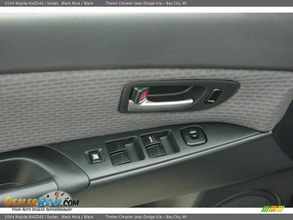 2004 Mazda MAZDA3 i Sedan Black Mica / Black Photo #11