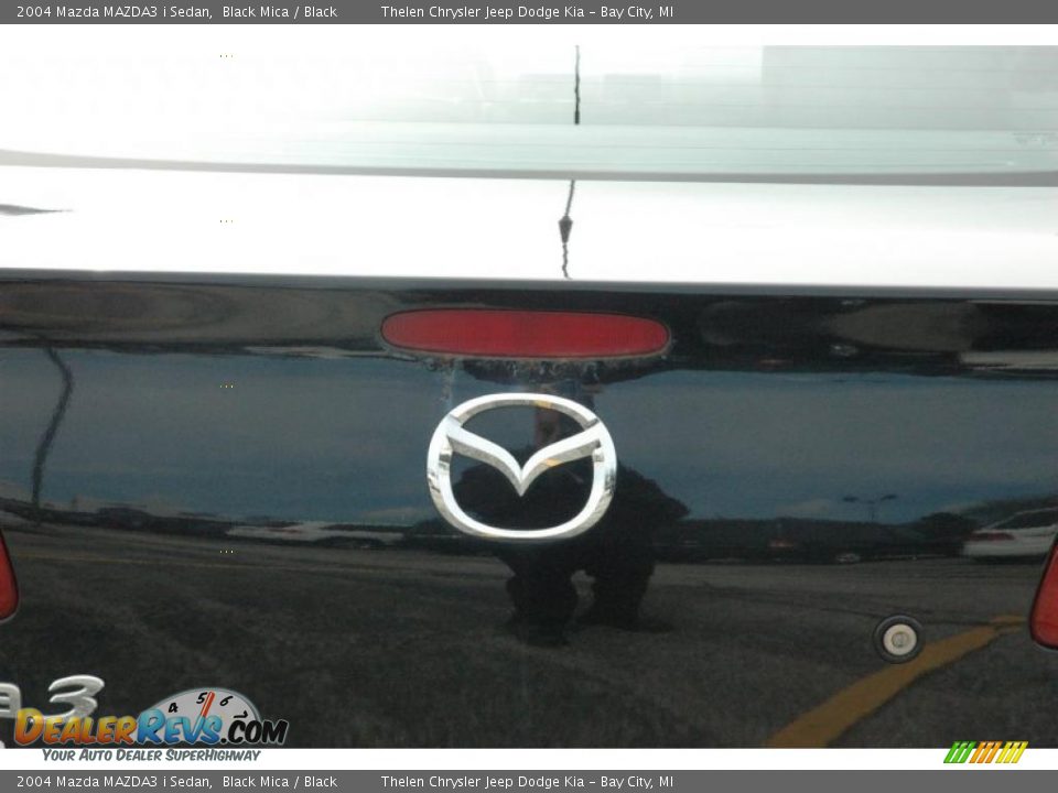 2004 Mazda MAZDA3 i Sedan Black Mica / Black Photo #15