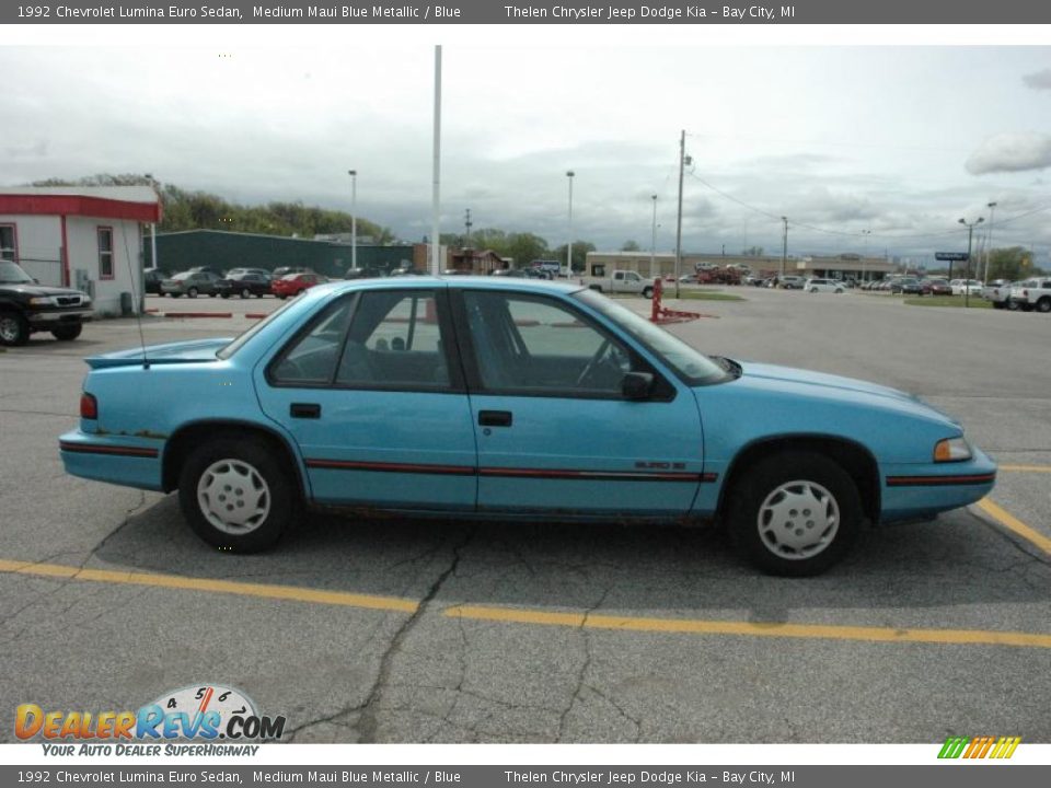 Medium Maui Blue Metallic 1992 Chevrolet Lumina Euro Sedan Photo #12