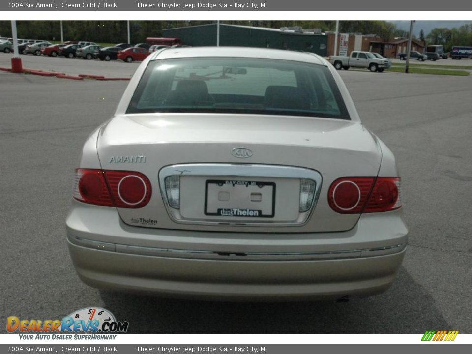 2004 Kia Amanti Cream Gold / Black Photo #5