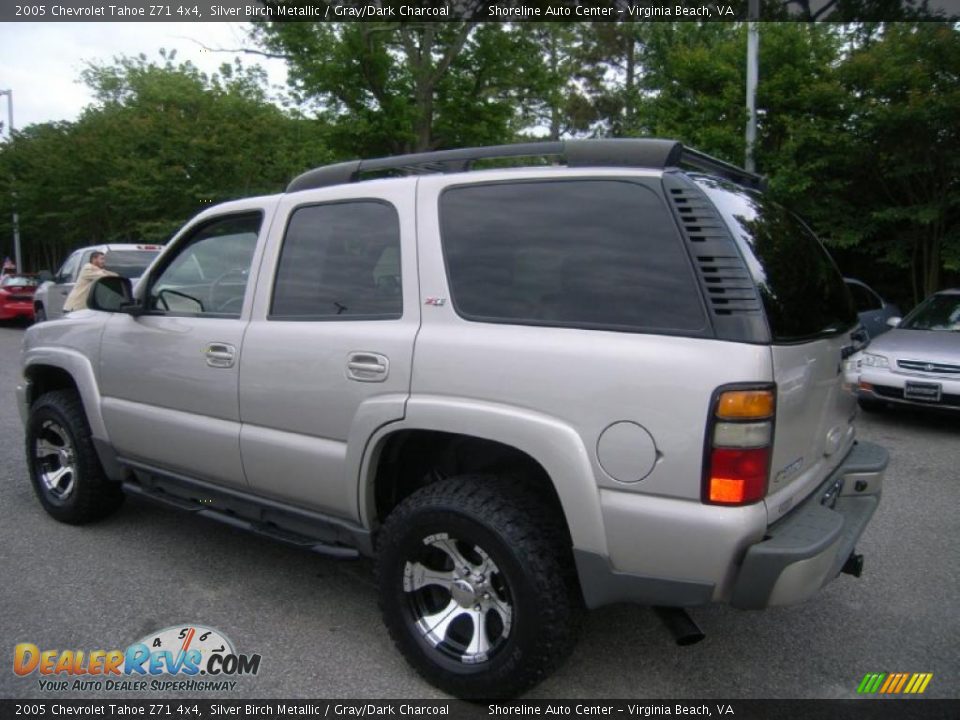 2005 Chevrolet Tahoe Z71 4x4 Silver Birch Metallic / Gray/Dark Charcoal Photo #3