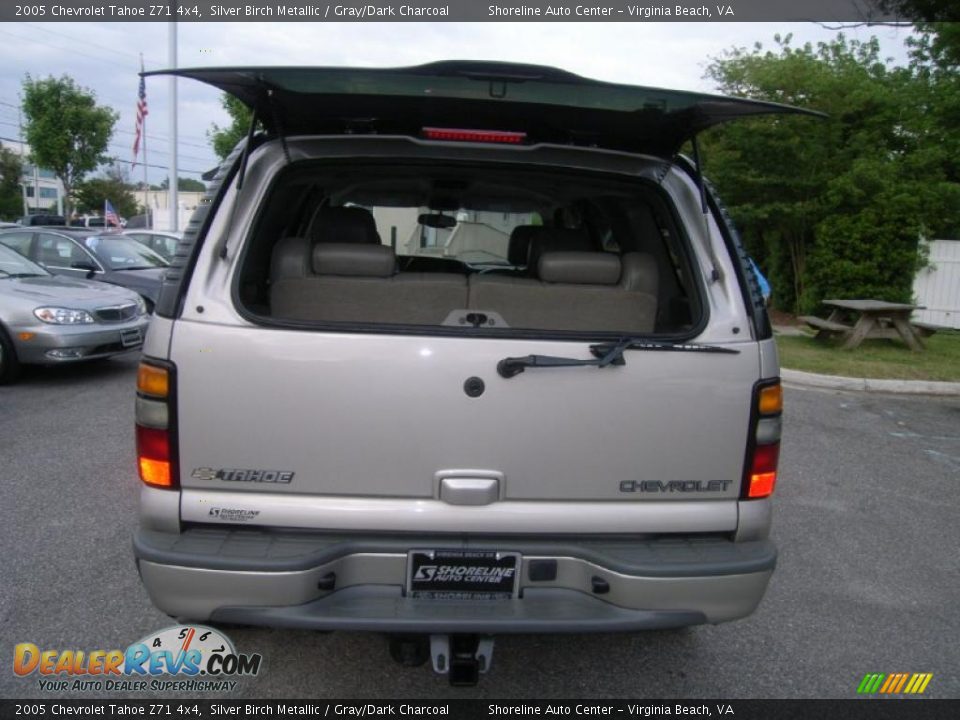 2005 Chevrolet Tahoe Z71 4x4 Silver Birch Metallic / Gray/Dark Charcoal Photo #11