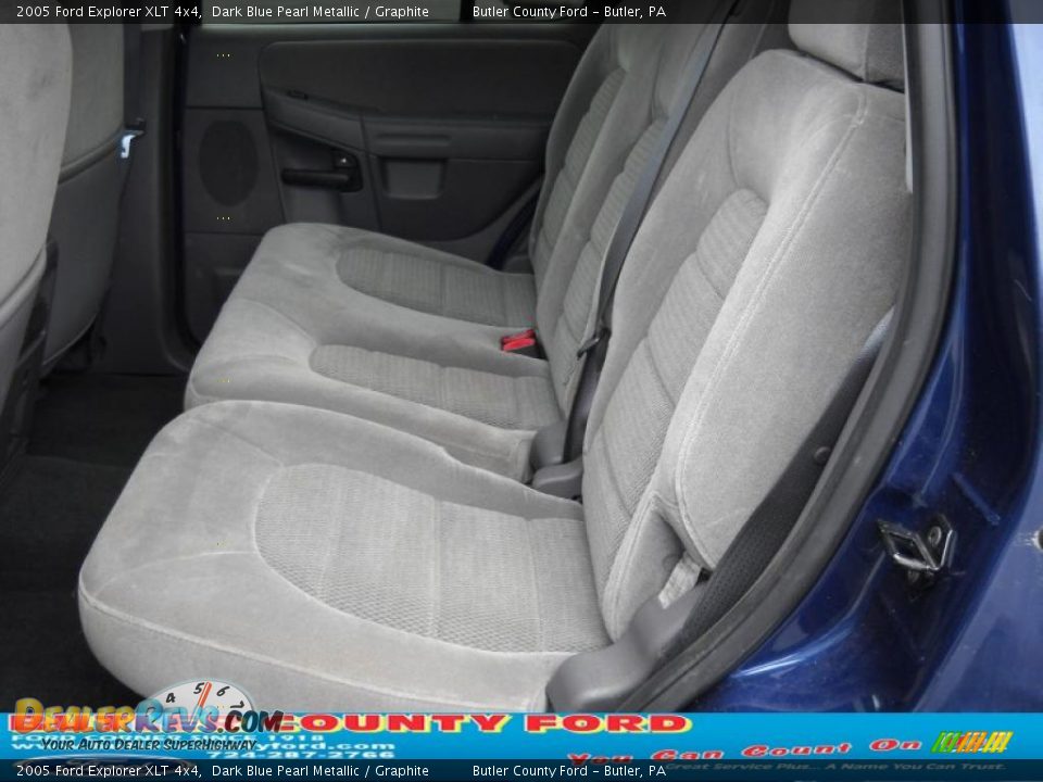 2005 Ford Explorer XLT 4x4 Dark Blue Pearl Metallic / Graphite Photo #11