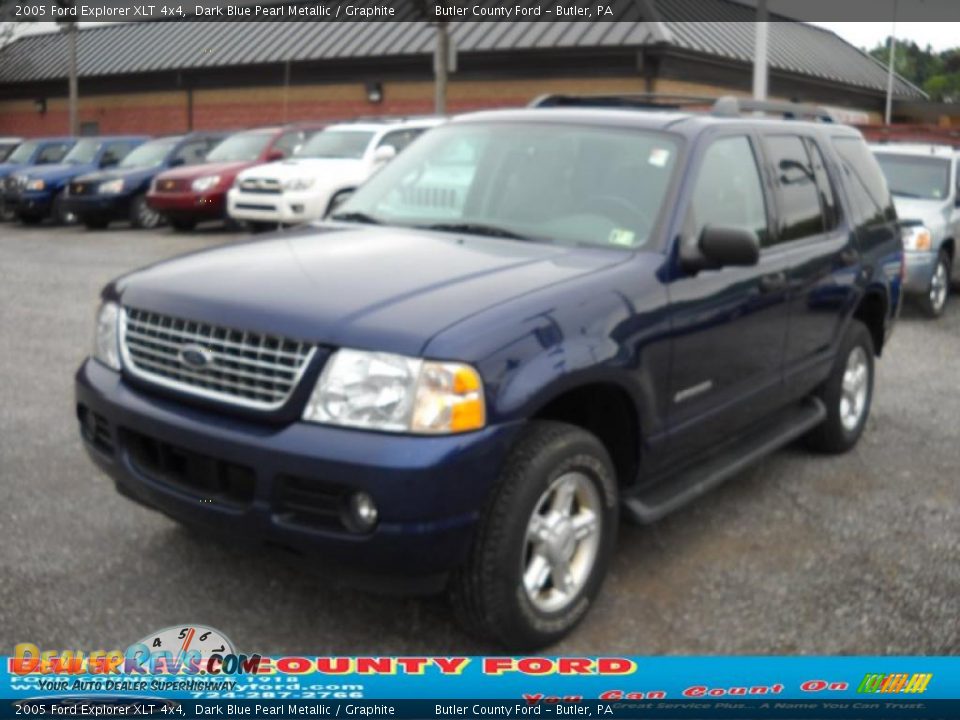 2005 Ford Explorer XLT 4x4 Dark Blue Pearl Metallic / Graphite Photo #18
