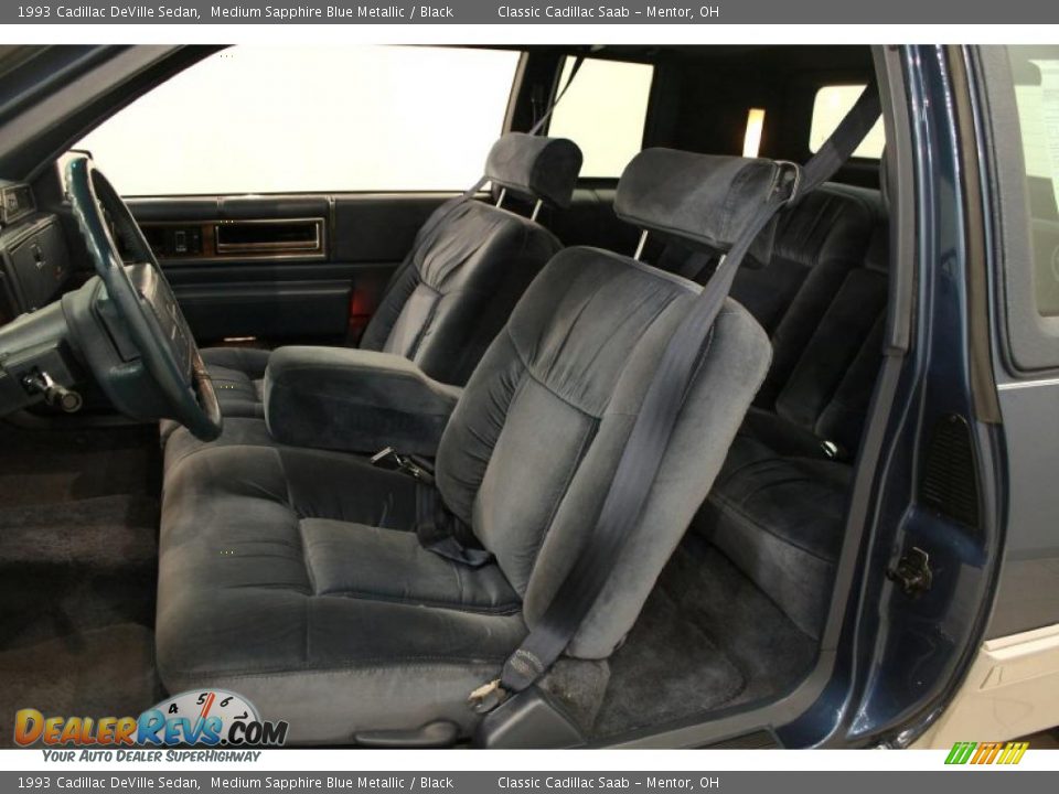 Black Interior - 1993 Cadillac DeVille Sedan Photo #8