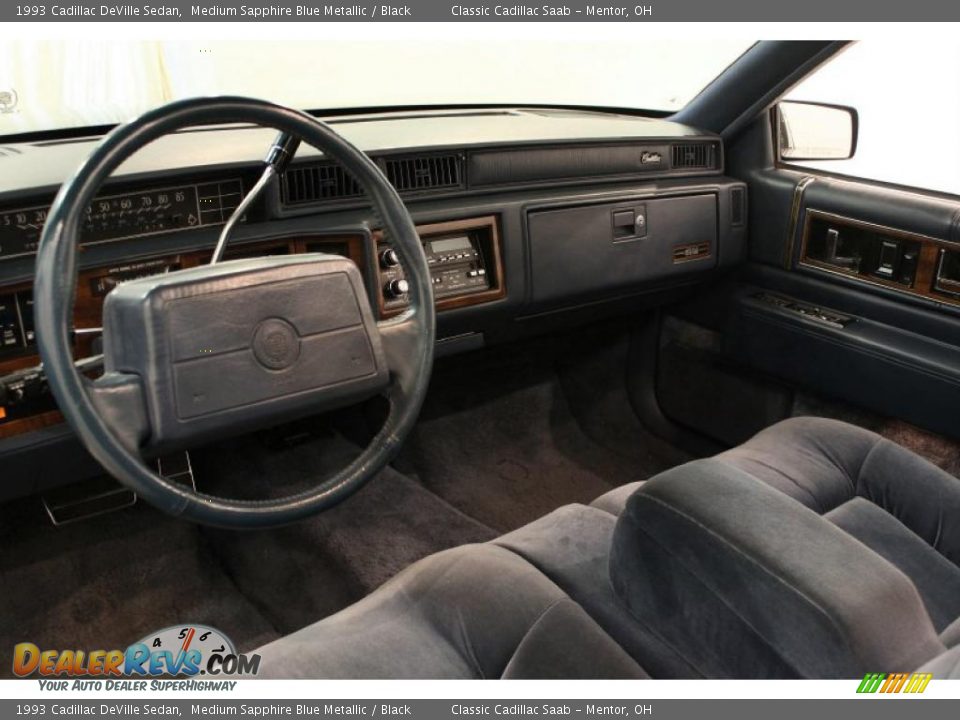 Black Interior - 1993 Cadillac DeVille Sedan Photo #9