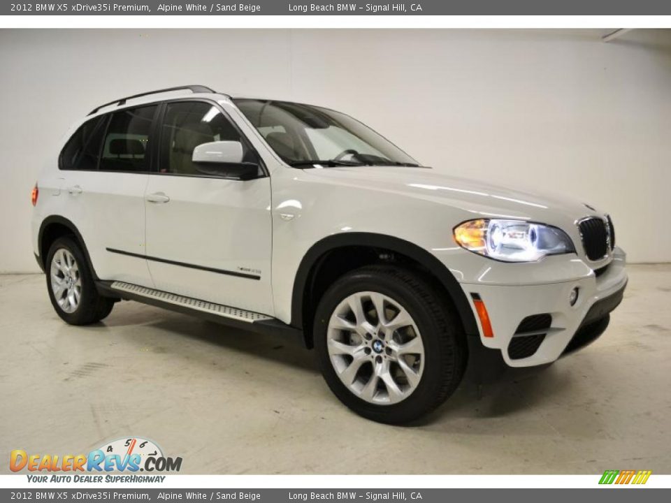 Front 3/4 View of 2012 BMW X5 xDrive35i Premium Photo #2