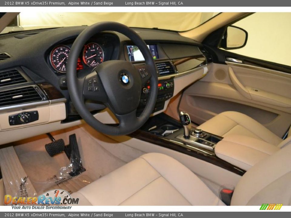 2012 BMW X5 xDrive35i Premium Alpine White / Sand Beige Photo #14