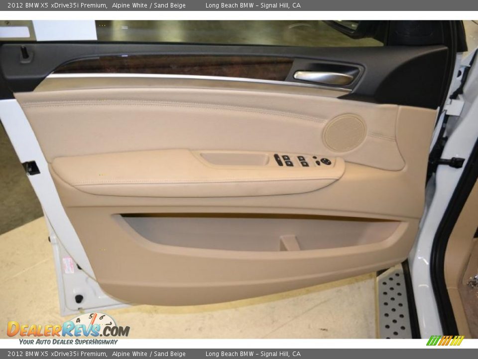 2012 BMW X5 xDrive35i Premium Alpine White / Sand Beige Photo #18