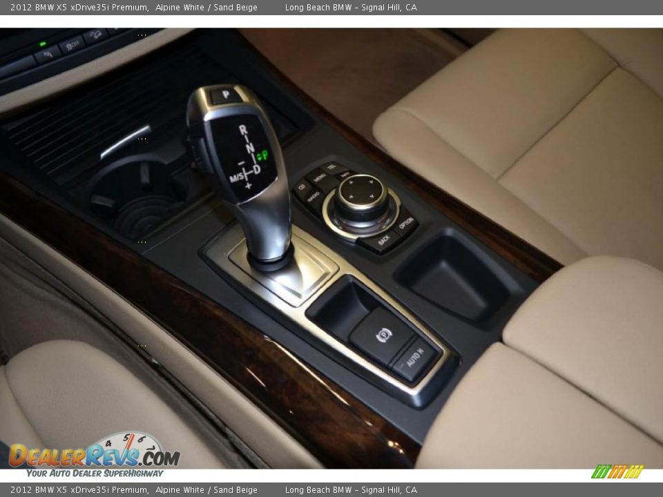 2012 BMW X5 xDrive35i Premium Alpine White / Sand Beige Photo #31
