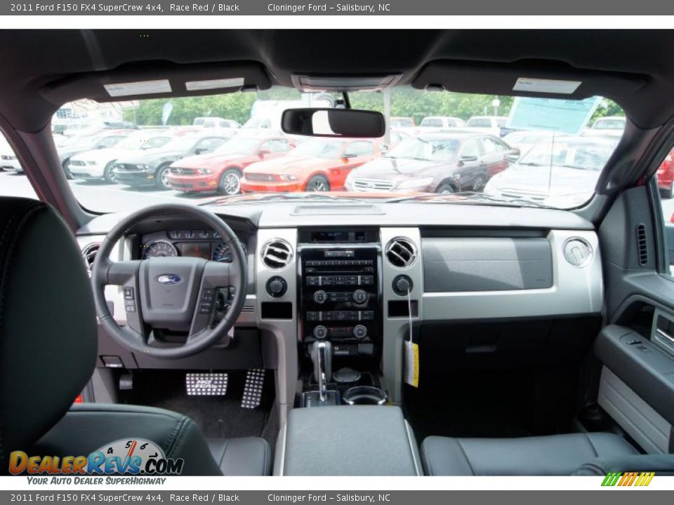 Dashboard of 2011 Ford F150 FX4 SuperCrew 4x4 Photo #31