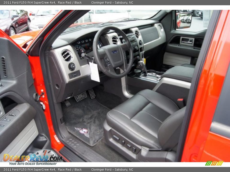 Dashboard of 2011 Ford F150 FX4 SuperCrew 4x4 Photo #34