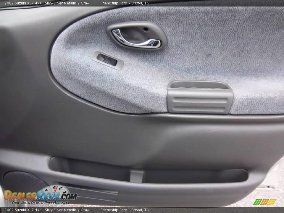 2002 Suzuki XL7 4x4 Silky Silver Metallic / Gray Photo #23
