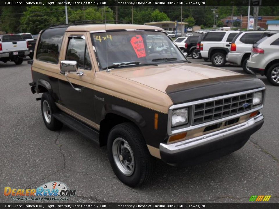 1988 Ford Bronco II XL Light Chestnut/Dark Chestnut / Tan Photo #5