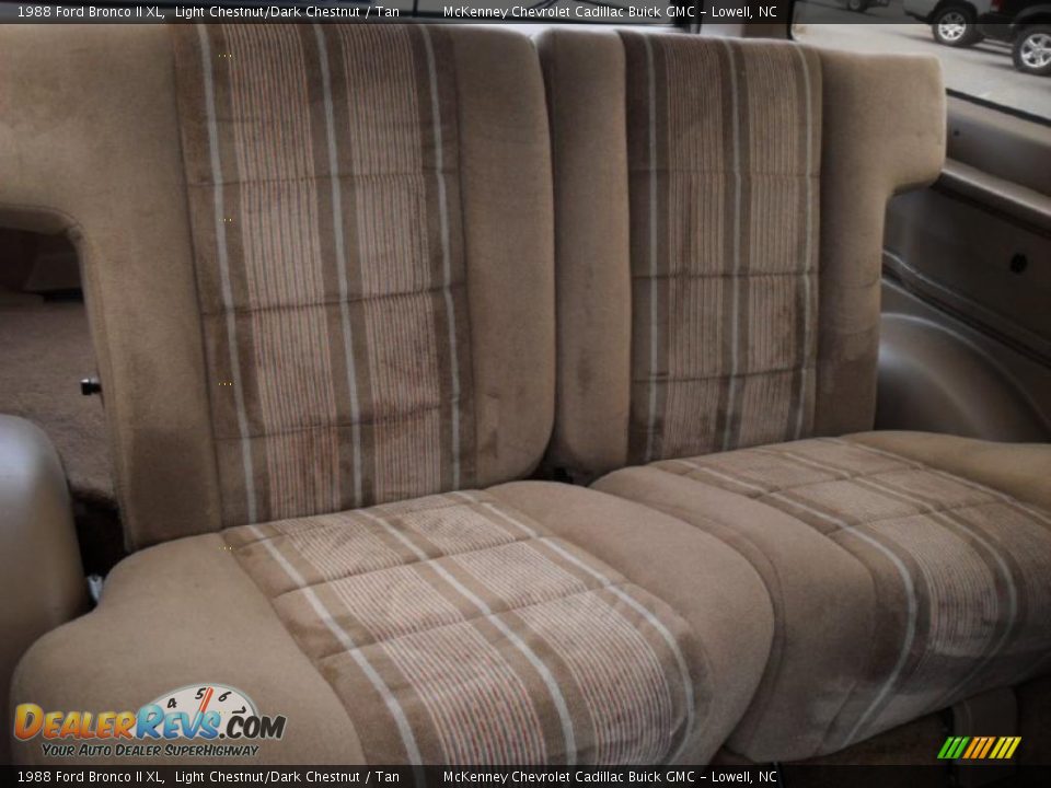 Tan Interior - 1988 Ford Bronco II XL Photo #16