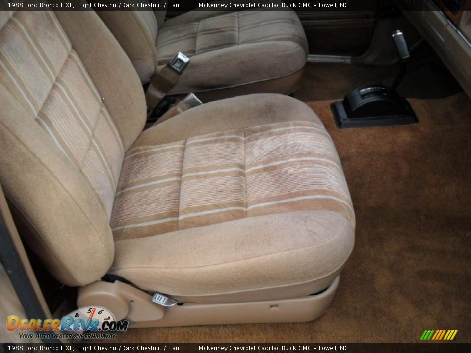 Tan Interior - 1988 Ford Bronco II XL Photo #17