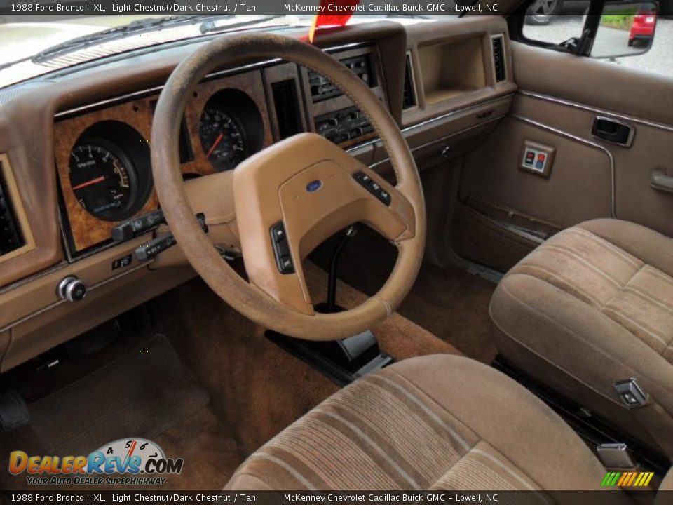 Tan Interior - 1988 Ford Bronco II XL Photo #23