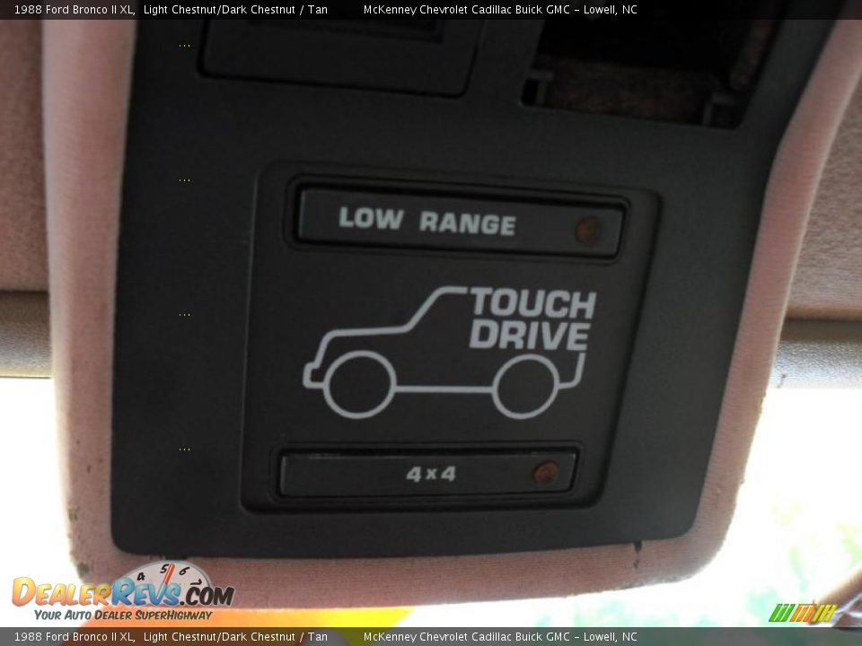 Controls of 1988 Ford Bronco II XL Photo #24