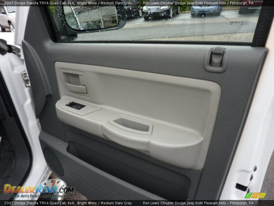 Door Panel of 2007 Dodge Dakota TRX4 Quad Cab 4x4 Photo #15