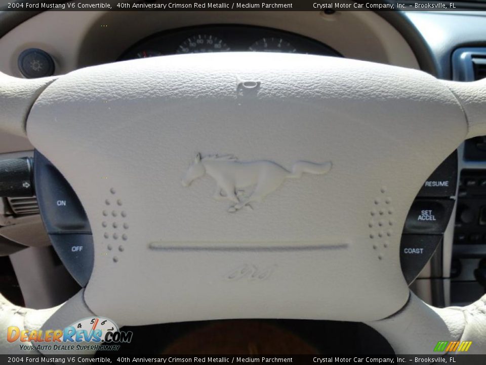 2004 Ford Mustang V6 Convertible Steering Wheel Photo #28