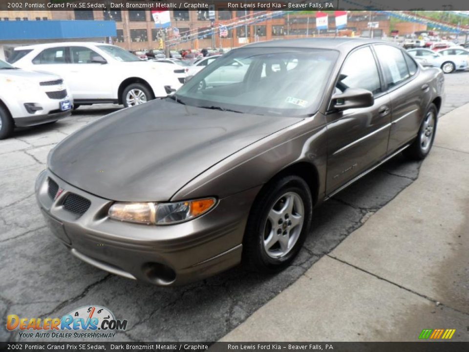 2002 Pontiac Grand Prix SE Sedan Dark Bronzmist Metallic / Graphite Photo #4