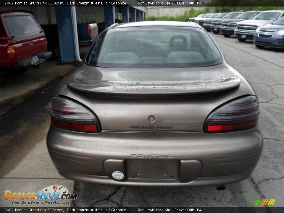 2002 Pontiac Grand Prix SE Sedan Dark Bronzmist Metallic / Graphite Photo #7