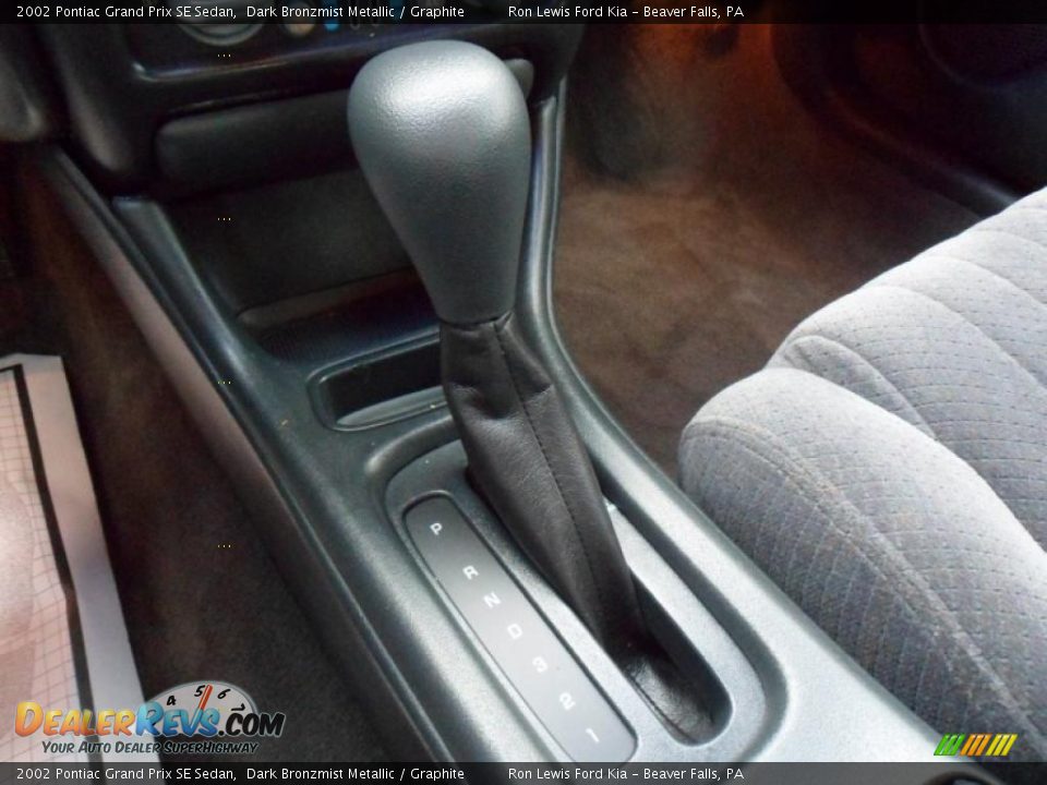 2002 Pontiac Grand Prix SE Sedan Shifter Photo #23
