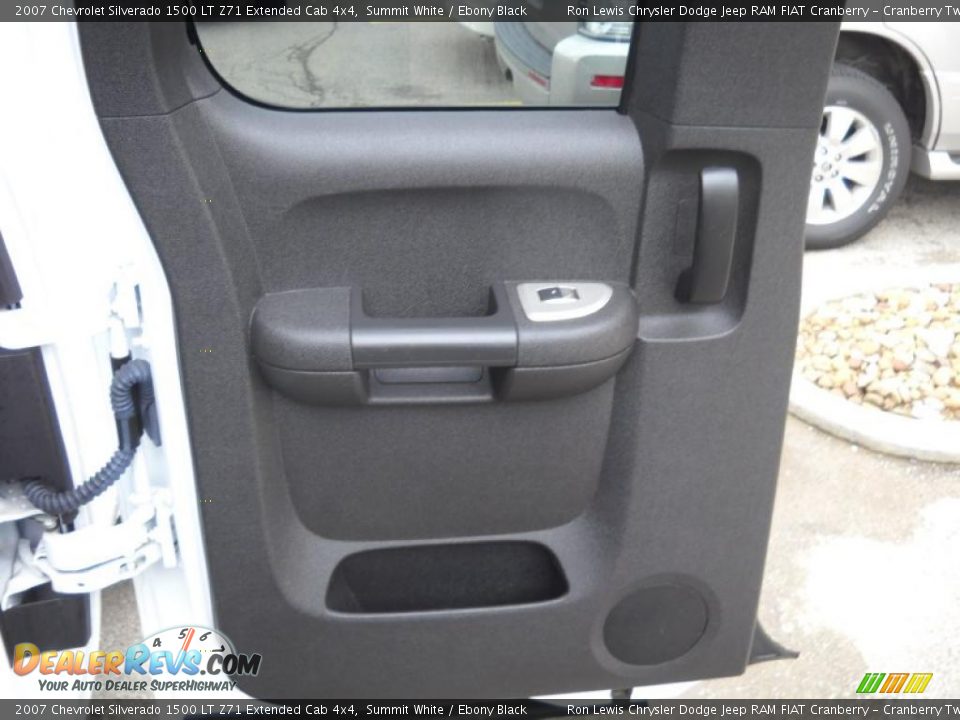 2007 Chevrolet Silverado 1500 LT Z71 Extended Cab 4x4 Summit White / Ebony Black Photo #10