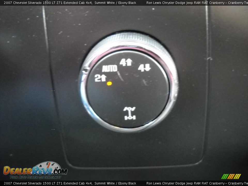 2007 Chevrolet Silverado 1500 LT Z71 Extended Cab 4x4 Summit White / Ebony Black Photo #23