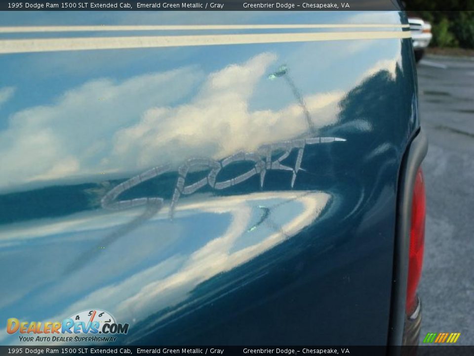 1995 Dodge Ram 1500 SLT Extended Cab Emerald Green Metallic / Gray Photo #15