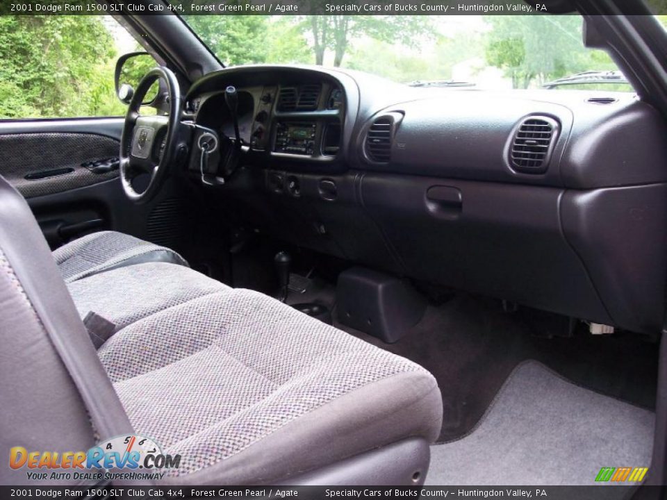 2001 Dodge Ram 1500 SLT Club Cab 4x4 Forest Green Pearl / Agate Photo #23