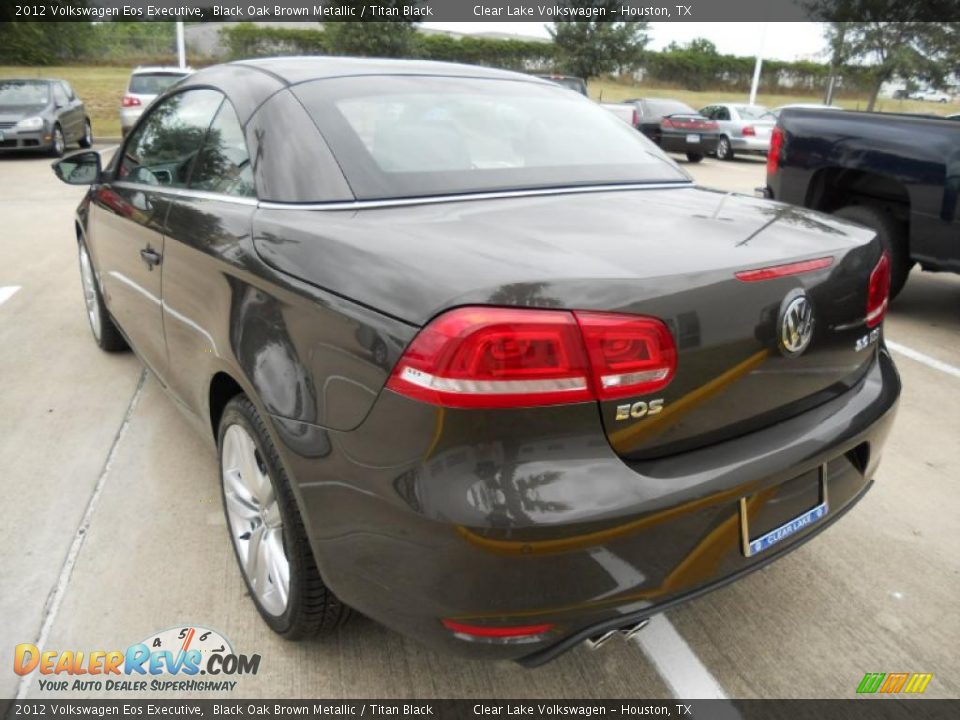 2012 Volkswagen Eos Executive Black Oak Brown Metallic / Titan Black Photo #5