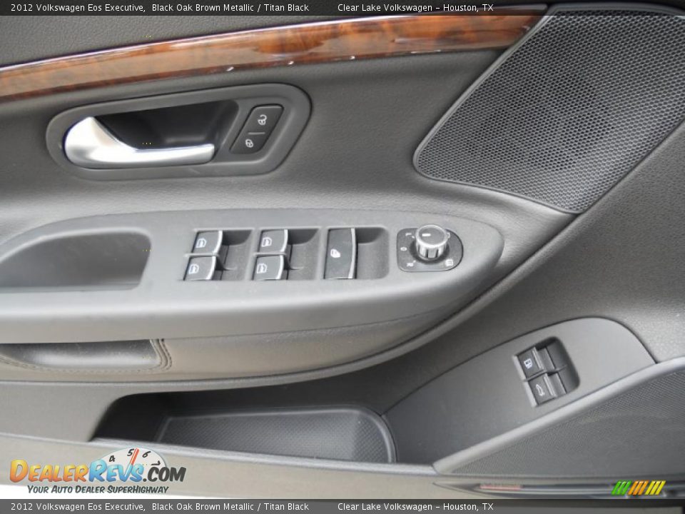 Door Panel of 2012 Volkswagen Eos Executive Photo #20