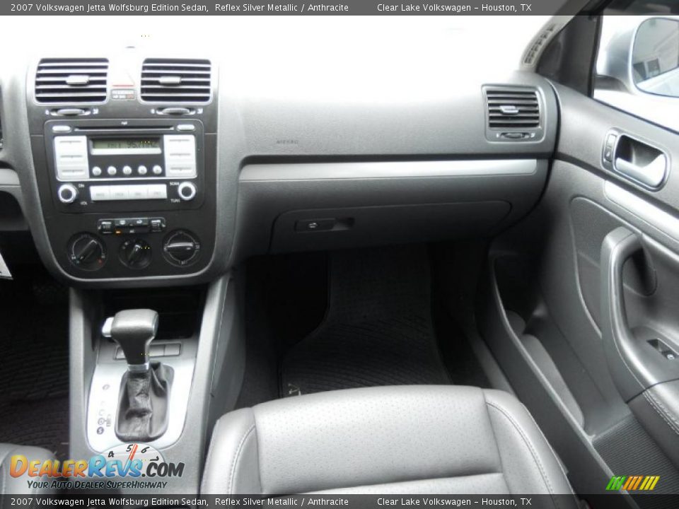 2007 Volkswagen Jetta Wolfsburg Edition Sedan Reflex Silver Metallic / Anthracite Photo #19