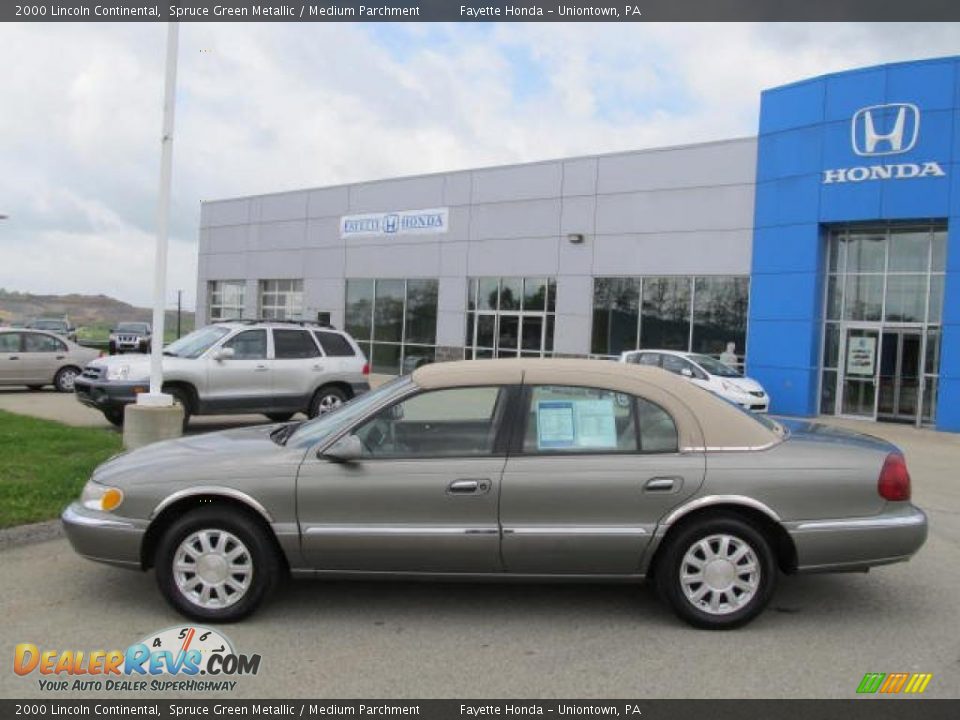 2000 Lincoln Continental Spruce Green Metallic / Medium Parchment Photo #2