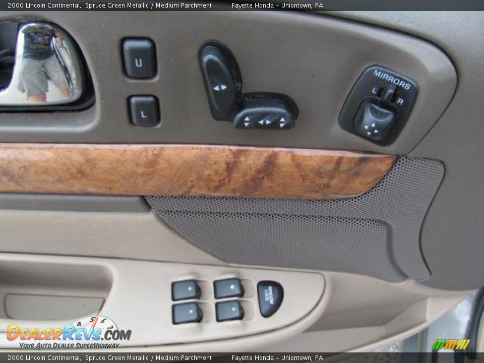 2000 Lincoln Continental Spruce Green Metallic / Medium Parchment Photo #6